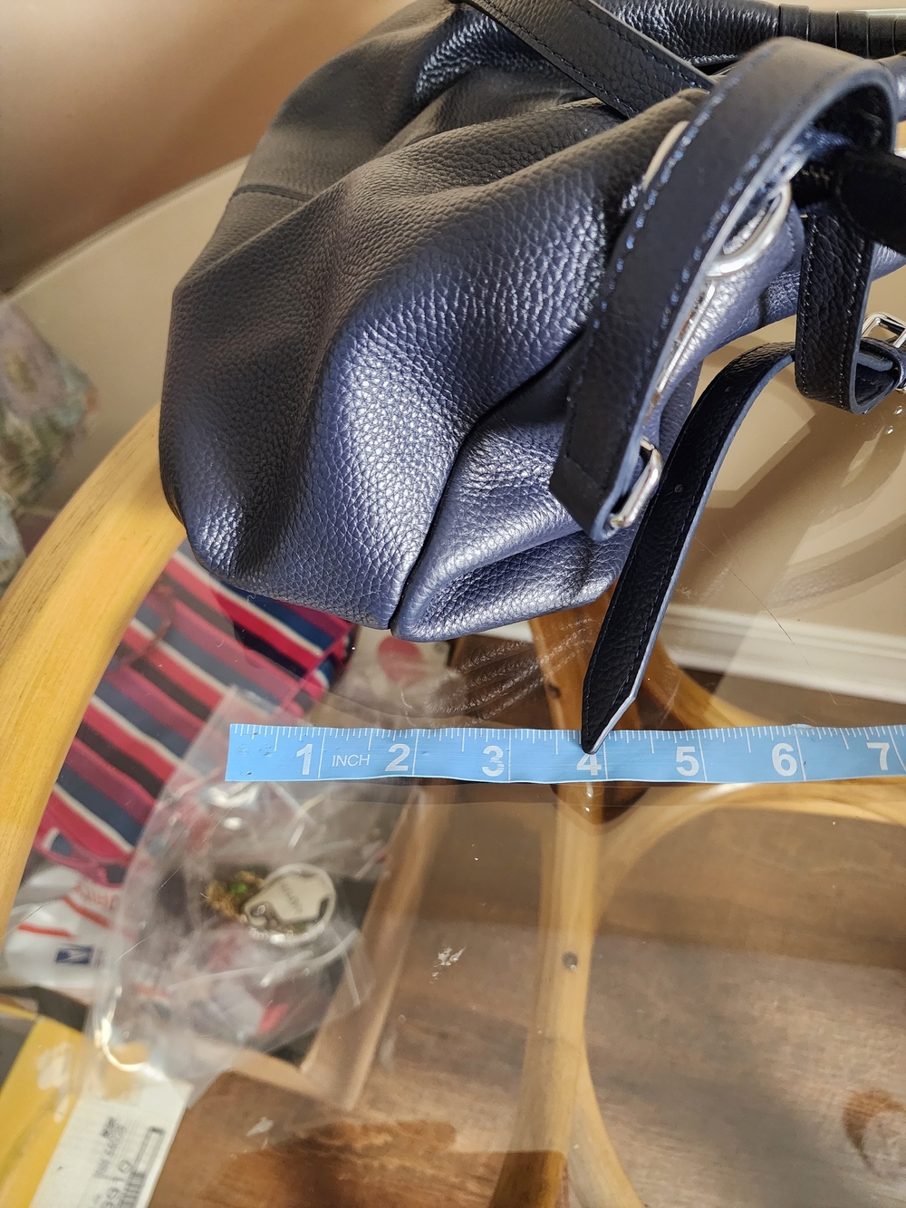 Iswee Navy Pebbled Leather Shoulder Bag - Picture 16 of 17